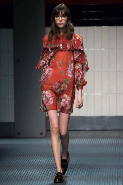 Look 20
